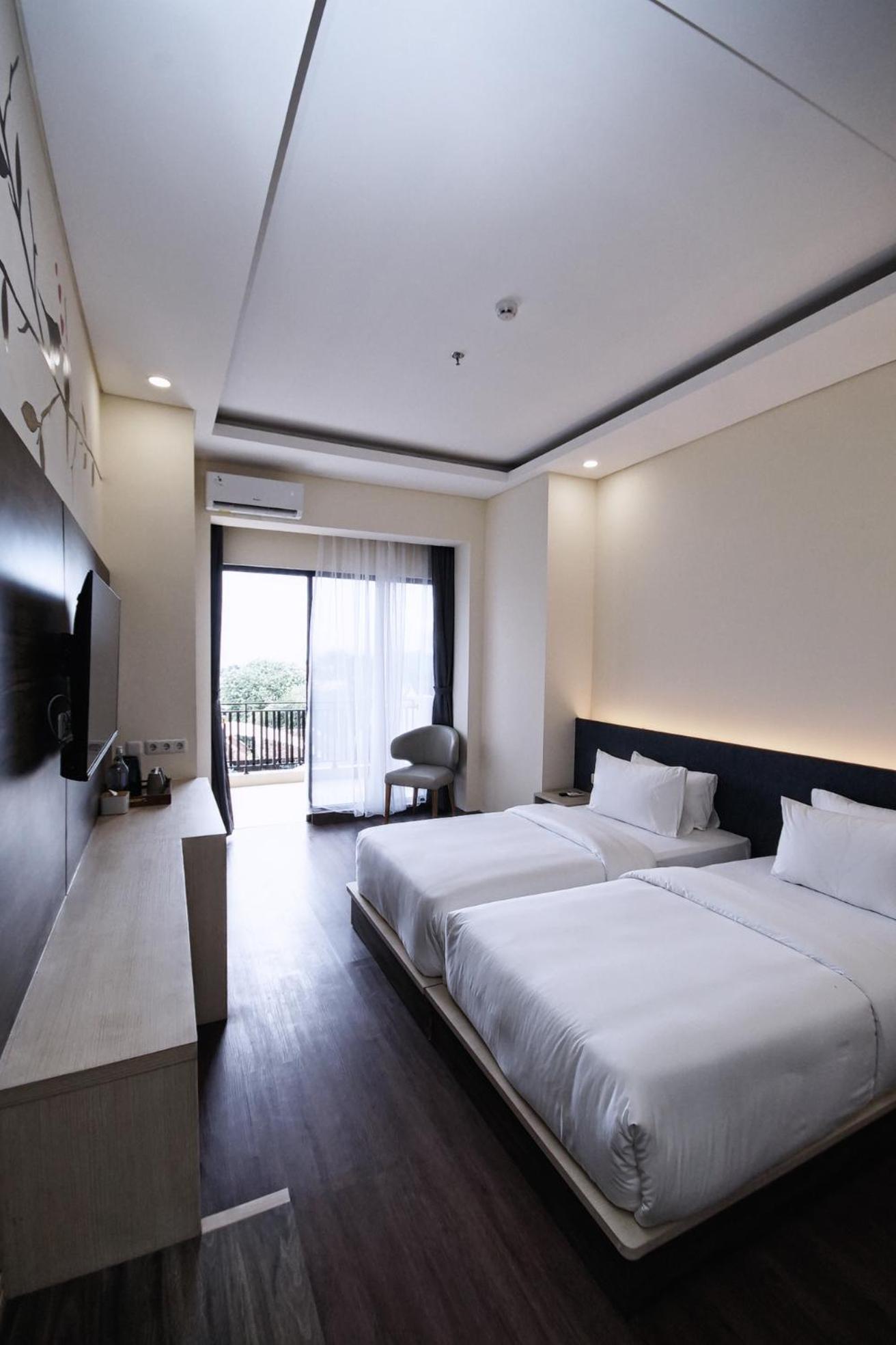 Grand Permata Hijau Hotel Sukabumi Exterior photo